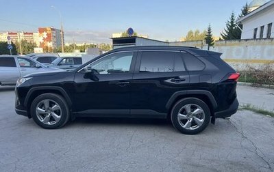 Toyota RAV4, 2021 год, 3 250 000 рублей, 1 фотография