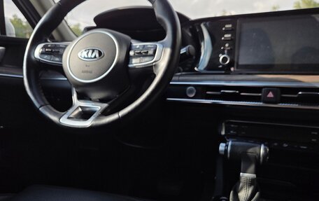 KIA K5, 2021 год, 2 350 000 рублей, 6 фотография