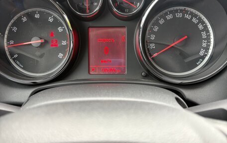 Opel Astra J, 2011 год, 700 000 рублей, 6 фотография