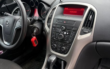 Opel Astra J, 2011 год, 700 000 рублей, 5 фотография