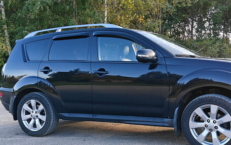 Mitsubishi Outlander III рестайлинг 3, 2010 год, 1 150 000 рублей, 6 фотография
