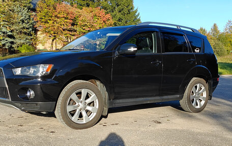 Mitsubishi Outlander III рестайлинг 3, 2010 год, 1 150 000 рублей, 27 фотография