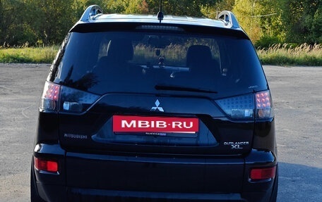 Mitsubishi Outlander III рестайлинг 3, 2010 год, 1 150 000 рублей, 26 фотография