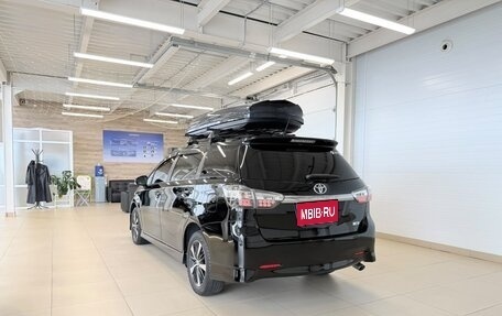 Toyota Wish II, 2013 год, 1 559 000 рублей, 4 фотография