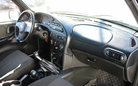 Chevrolet Niva I рестайлинг, 2010 год, 329 000 рублей, 8 фотография