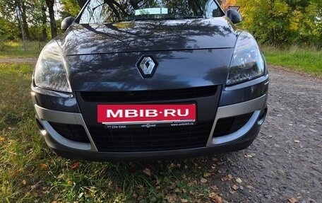 Renault Scenic III, 2011 год, 750 000 рублей, 2 фотография