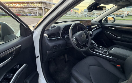 Toyota Highlander, 2025 год, 5 150 000 рублей, 10 фотография