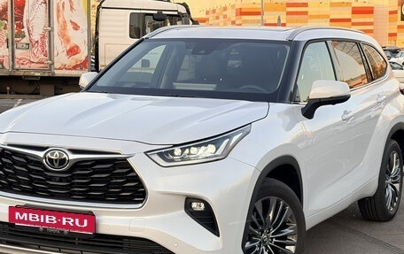 Toyota Highlander, 2025 год, 5 150 000 рублей, 2 фотография