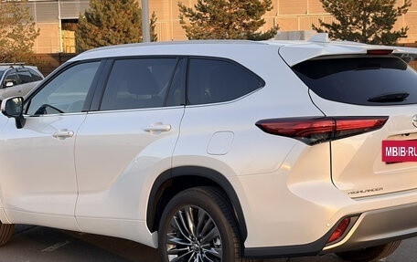 Toyota Highlander, 2025 год, 5 150 000 рублей, 4 фотография