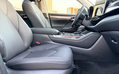 Toyota Highlander, 2025 год, 5 150 000 рублей, 14 фотография