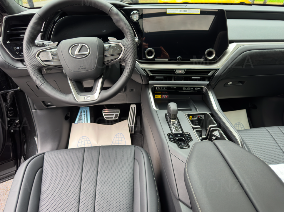 Lexus TX, 2026 год, 13 500 000 рублей, 21 фотография