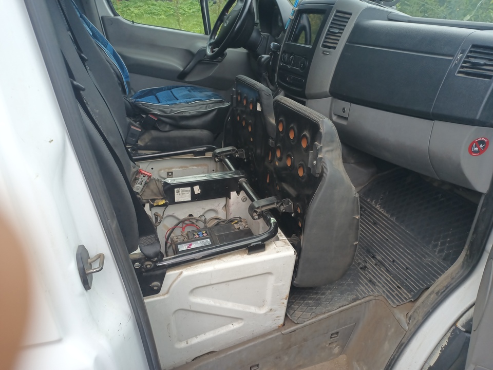 Mercedes-Benz Sprinter, 2007 год, 1 050 000 рублей, 18 фотография