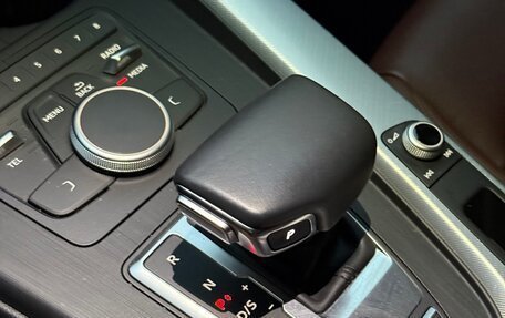 Audi A4, 2018 год, 1 900 000 рублей, 12 фотография