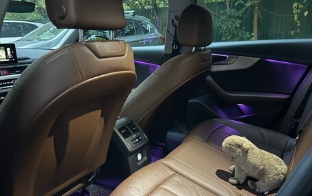 Audi A4, 2018 год, 1 900 000 рублей, 14 фотография