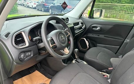Jeep Renegade I рестайлинг, 2017 год, 940 000 рублей, 6 фотография