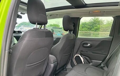 Jeep Renegade I рестайлинг, 2017 год, 940 000 рублей, 9 фотография