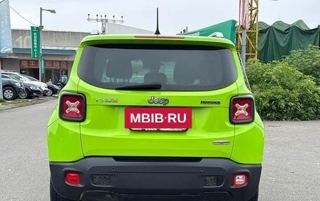 Jeep Renegade I рестайлинг, 2017 год, 940 000 рублей, 5 фотография
