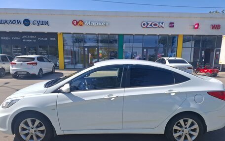 Hyundai Solaris II рестайлинг, 2013 год, 850 000 рублей, 1 фотография