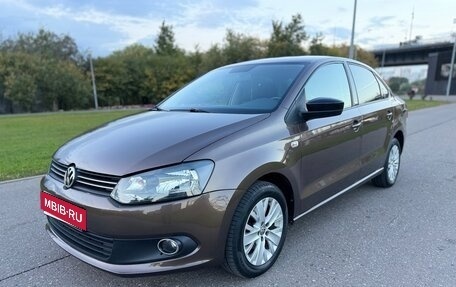 Volkswagen Polo VI (EU Market), 2014 год, 999 000 рублей, 1 фотография