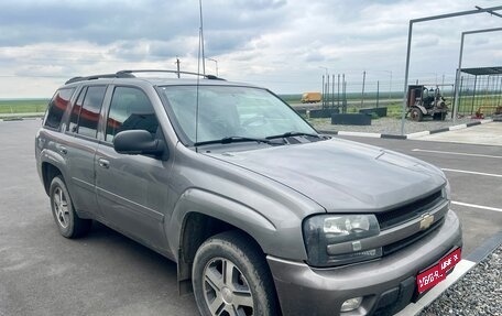 Chevrolet TrailBlazer II, 2008 год, 800 000 рублей, 1 фотография