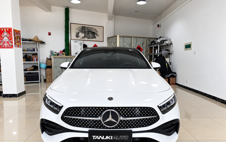 Mercedes-Benz A-Класс, 2023 год, 2 000 001 рублей, 2 фотография