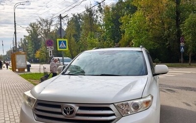 Toyota Highlander III, 2011 год, 2 100 000 рублей, 1 фотография