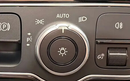 Mercedes-Benz A-Класс, 2023 год, 2 000 001 рублей, 20 фотография