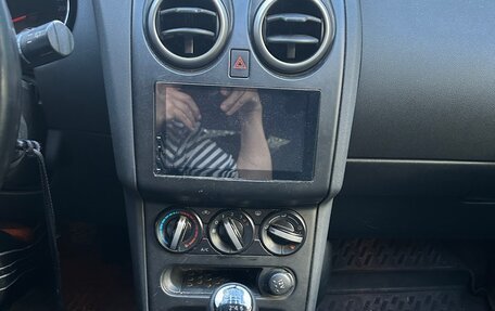 Nissan Qashqai, 2010 год, 550 000 рублей, 9 фотография