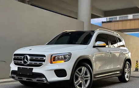 Mercedes-Benz GLB, 2023 год, 1 990 000 рублей, 1 фотография