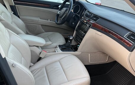 Skoda Superb III рестайлинг, 2012 год, 1 100 000 рублей, 14 фотография
