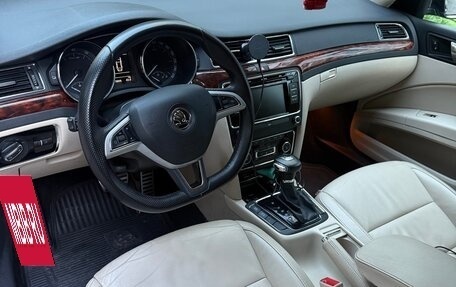Skoda Superb III рестайлинг, 2012 год, 1 100 000 рублей, 12 фотография