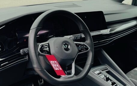 Volkswagen Golf VIII, 2022 год, 1 900 000 рублей, 5 фотография