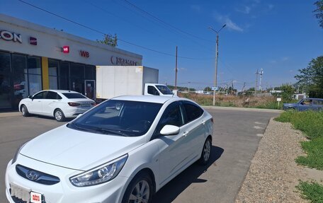Hyundai Solaris II рестайлинг, 2013 год, 850 000 рублей, 6 фотография