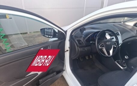 Hyundai Solaris II рестайлинг, 2013 год, 850 000 рублей, 15 фотография