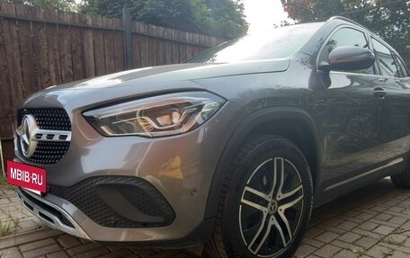 Mercedes-Benz GLA, 2020 год, 3 500 000 рублей, 14 фотография