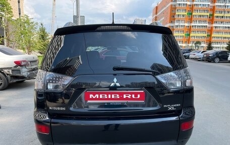Mitsubishi Outlander III рестайлинг 3, 2007 год, 1 320 000 рублей, 10 фотография