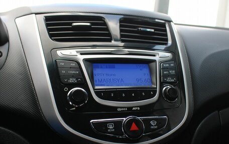 Hyundai Solaris II рестайлинг, 2011 год, 659 000 рублей, 14 фотография