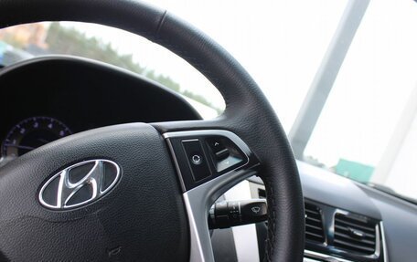 Hyundai Solaris II рестайлинг, 2011 год, 659 000 рублей, 13 фотография
