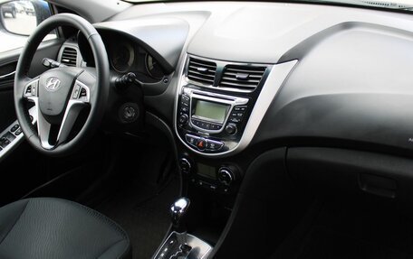 Hyundai Solaris II рестайлинг, 2011 год, 659 000 рублей, 16 фотография