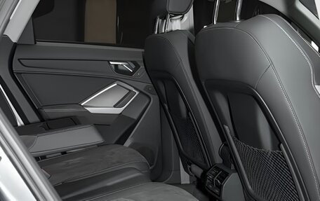 Audi Q3, 2023 год, 2 450 000 рублей, 16 фотография