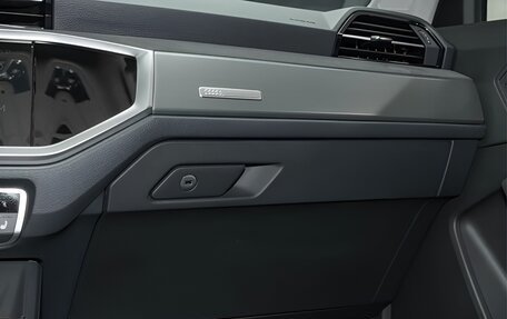 Audi Q3, 2023 год, 2 450 000 рублей, 17 фотография