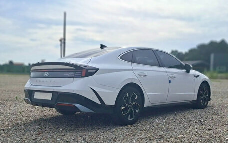 Hyundai Sonata VIII, 2023 год, 2 700 000 рублей, 6 фотография