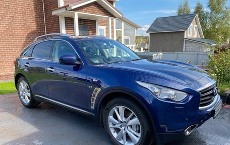 Infiniti QX70, 2014 год, 2 200 000 рублей, 5 фотография