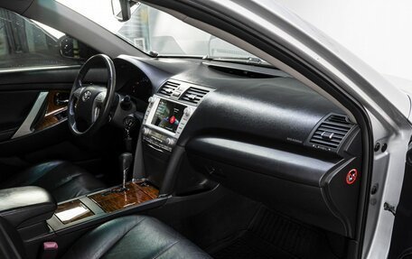 Toyota Camry, 2011 год, 1 299 000 рублей, 15 фотография