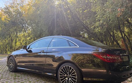 Mercedes-Benz E-Класс, 2013 год, 1 950 000 рублей, 3 фотография