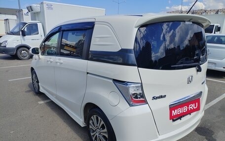 Honda Freed I, 2012 год, 1 225 000 рублей, 6 фотография