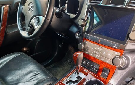 Toyota Highlander III, 2011 год, 2 100 000 рублей, 11 фотография