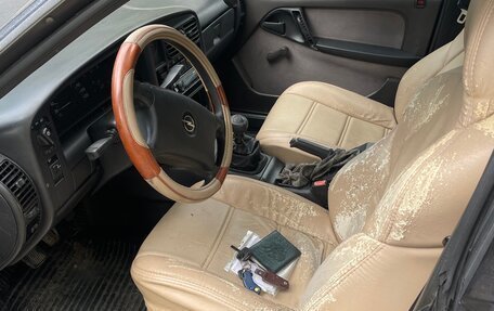 Opel Omega A, 1993 год, 150 000 рублей, 6 фотография