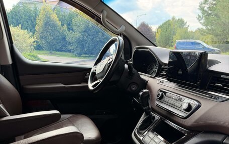 Hyundai Grand Starex Grand Starex I рестайлинг 2, 2020 год, 3 700 000 рублей, 6 фотография