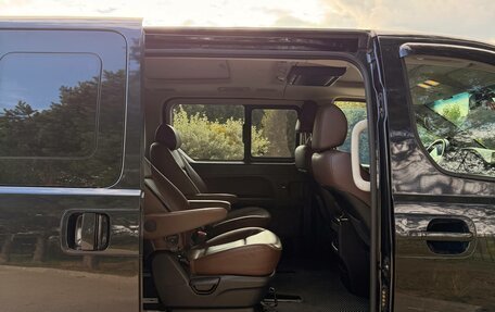 Hyundai Grand Starex Grand Starex I рестайлинг 2, 2020 год, 3 700 000 рублей, 27 фотография